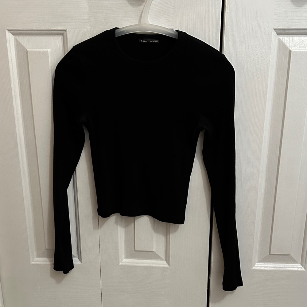 Bershka Black Long Sleeve Tshirt